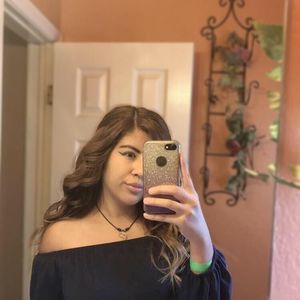 Meet your Posher, Celeste